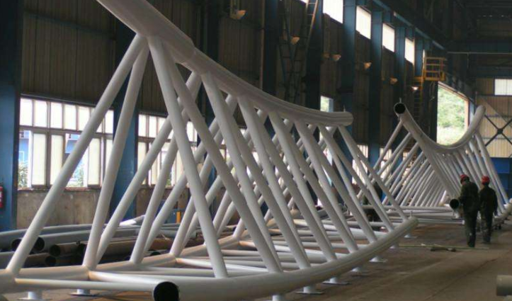 郏县管廊钢结构与桁架结构的管道支架应该如何区分